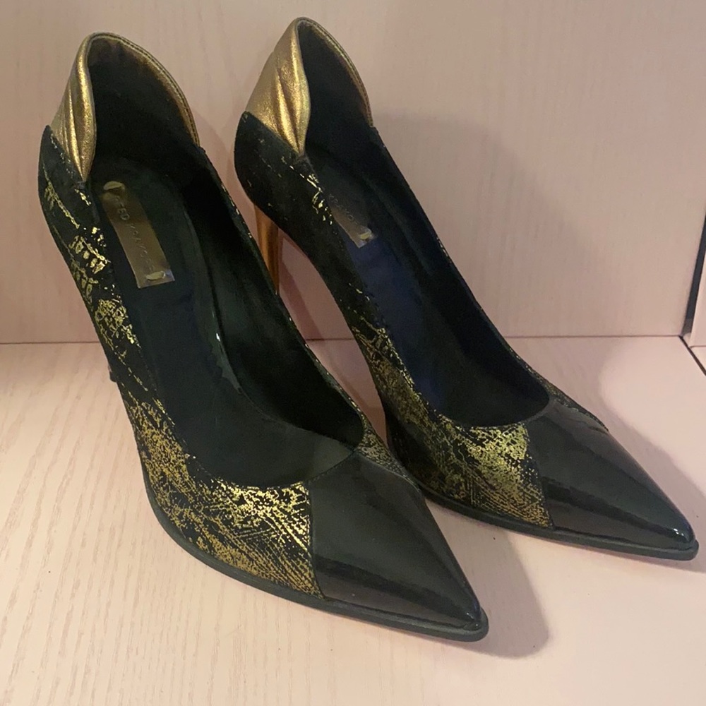 NEVER WORN 100MM Reed Krakoff Pumps